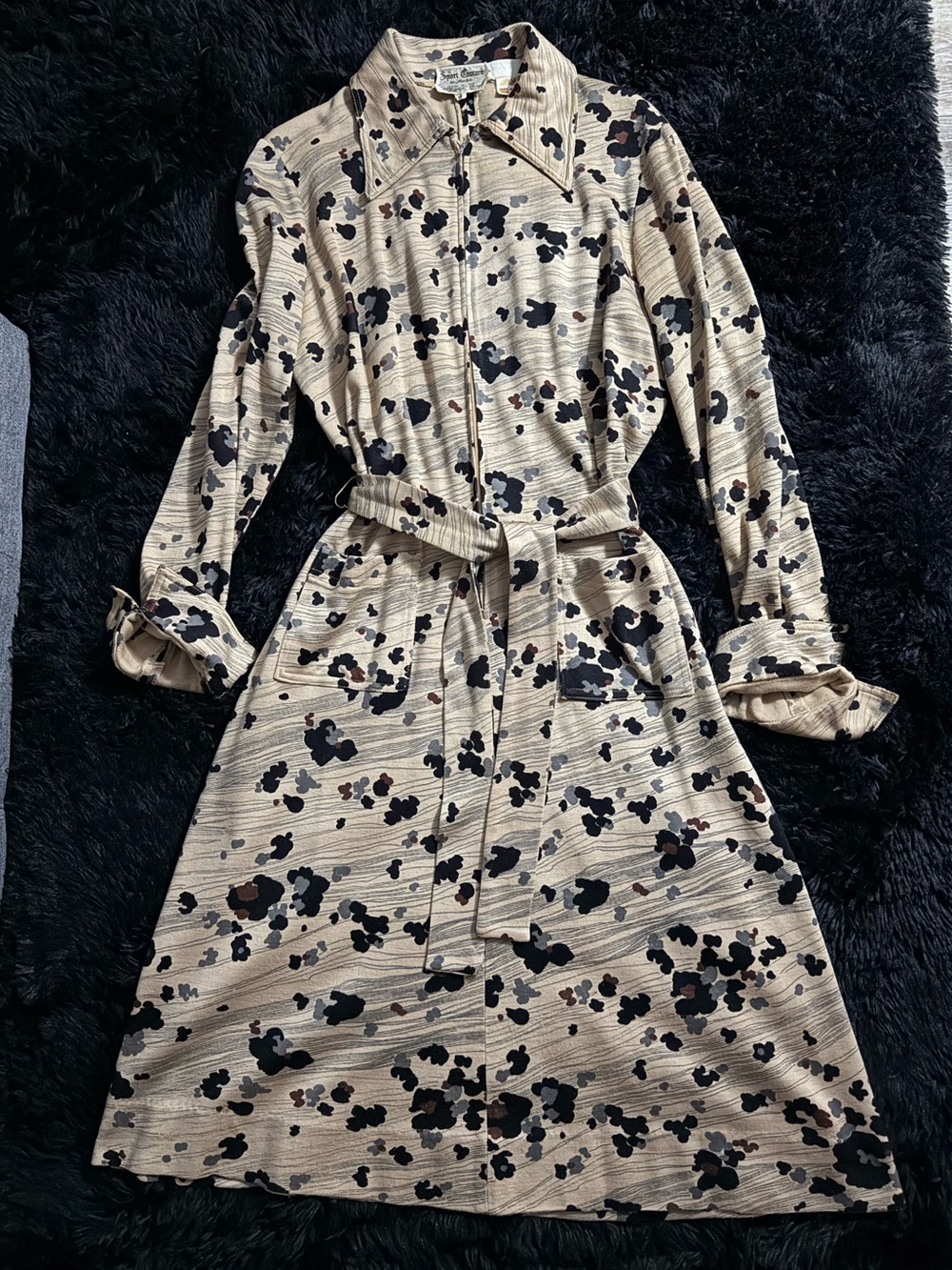 Vintage 70s Sport Couture Zip Front Duster Dress  with Dagger/Disco Collar